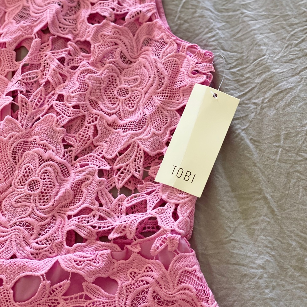 🍓NWT TOBI Dress! - Picture 7 of 10
